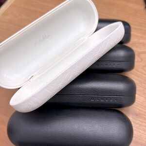 5 Oakley hard case for eye glasses